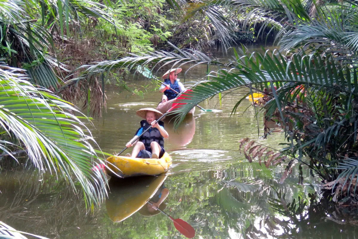 Bangkrachao kayak
