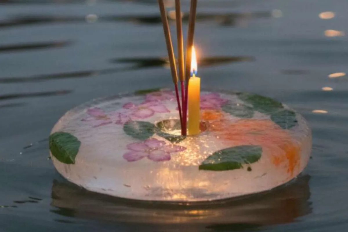 Loy Krathong ice