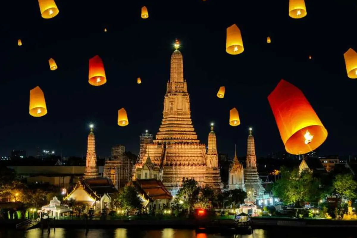 Loy Krathong wat arun
