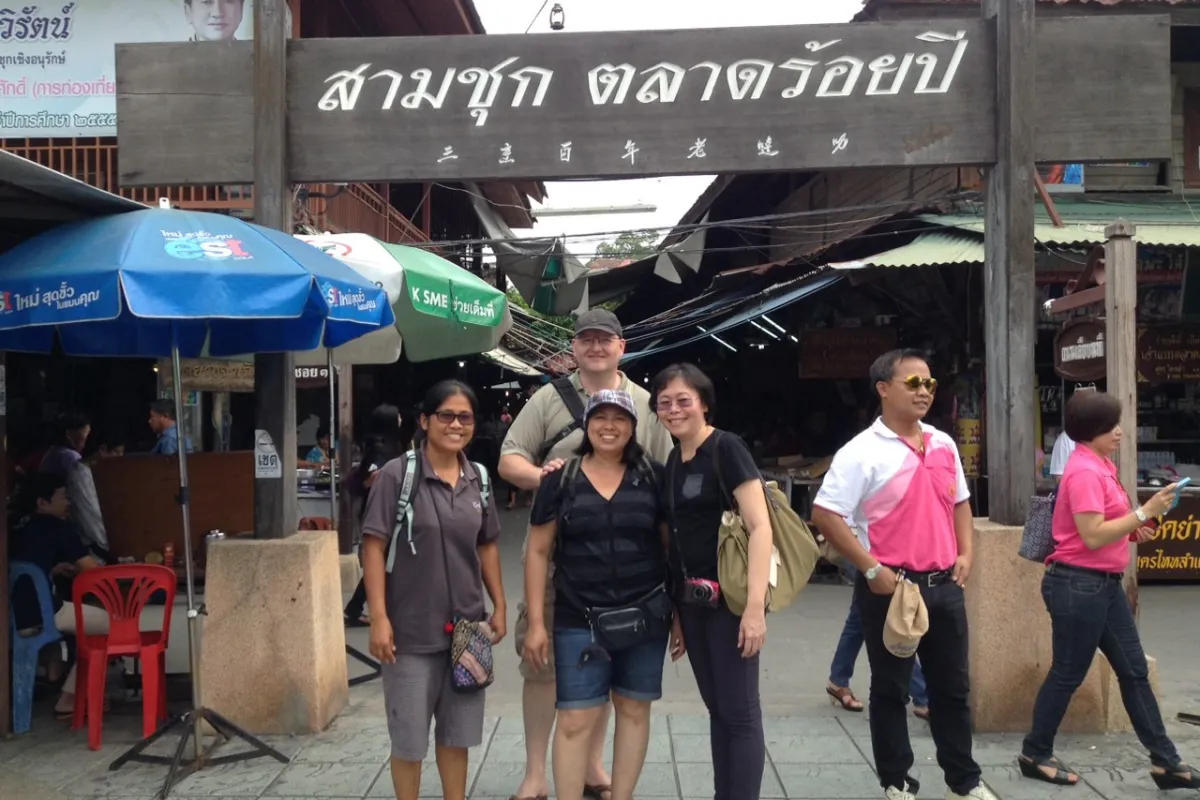 Samchook Market