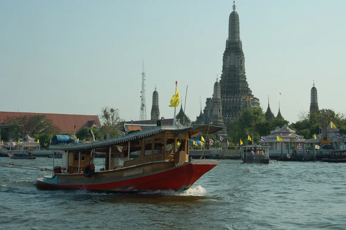 WAT ARUN Longtail Boat