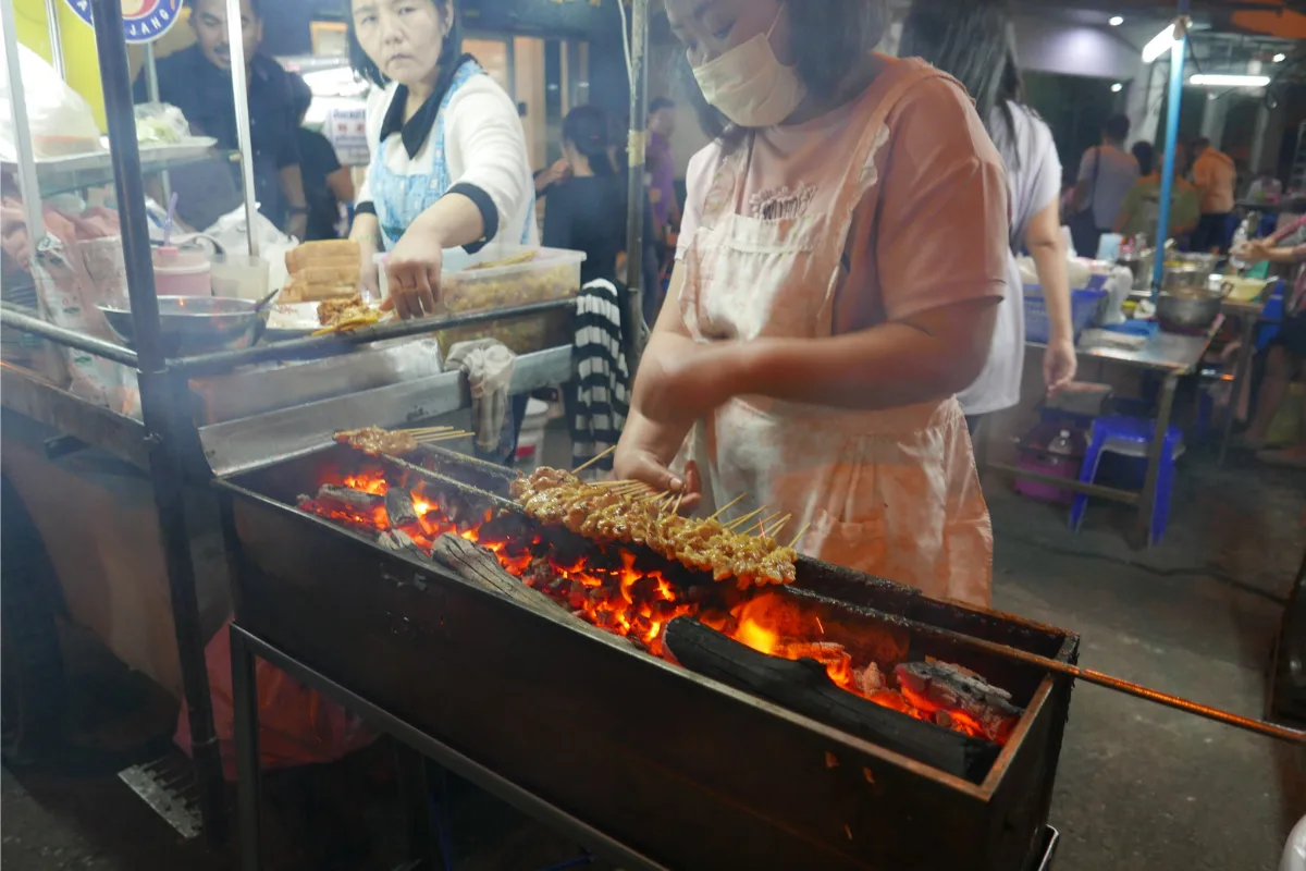Bangkok street food – We can not live without it
