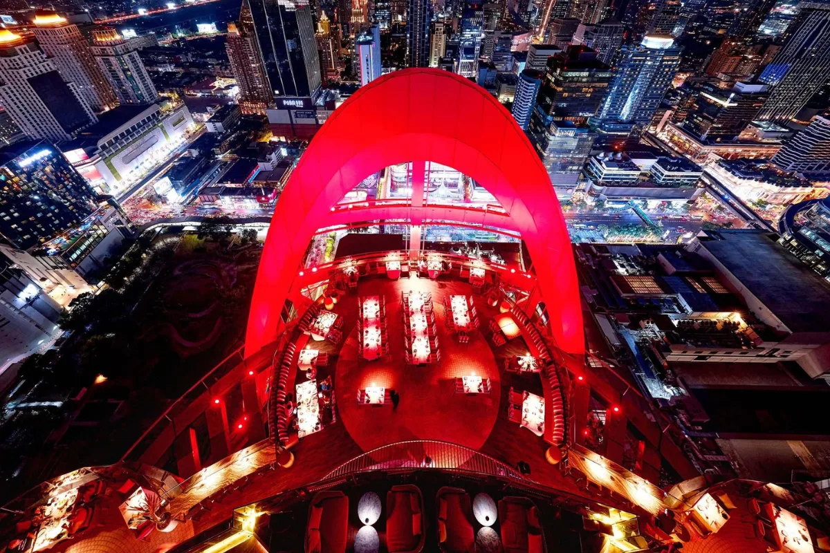 Celebrate the Night Life in Bangkok by Drinking and Dancing with Music