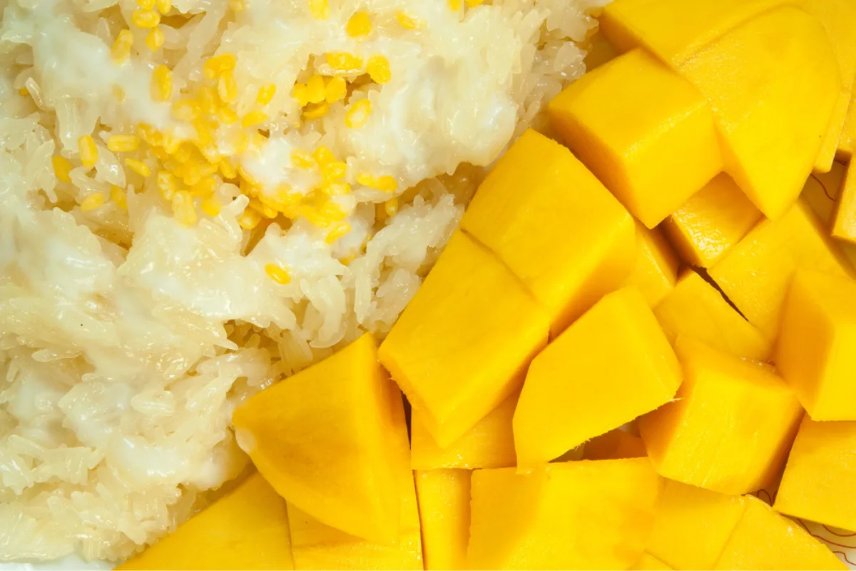 Sweet ! what is the uniqueness of Thai dessert worth trying