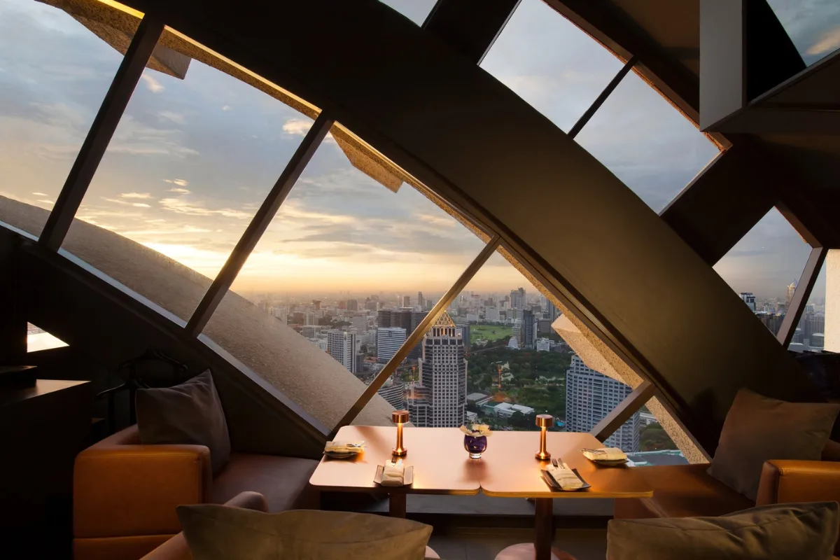 Banyan Tree Bangkok vertigo too