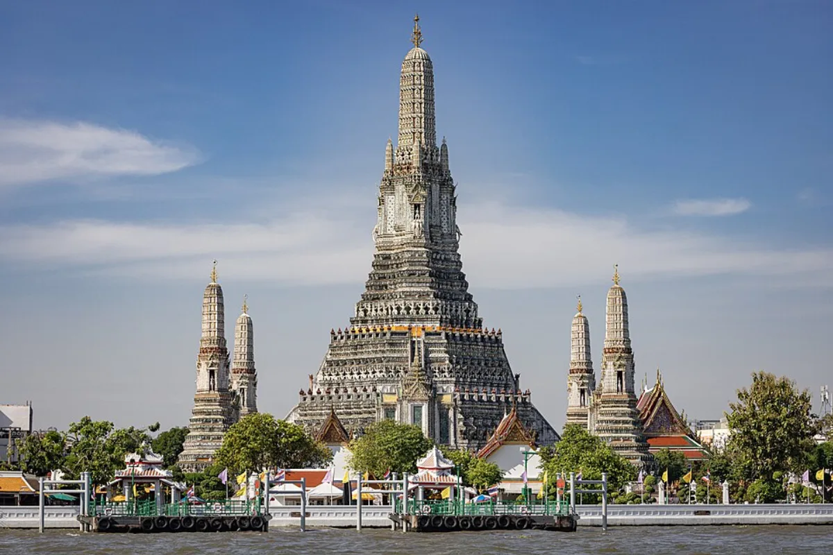 wat arun