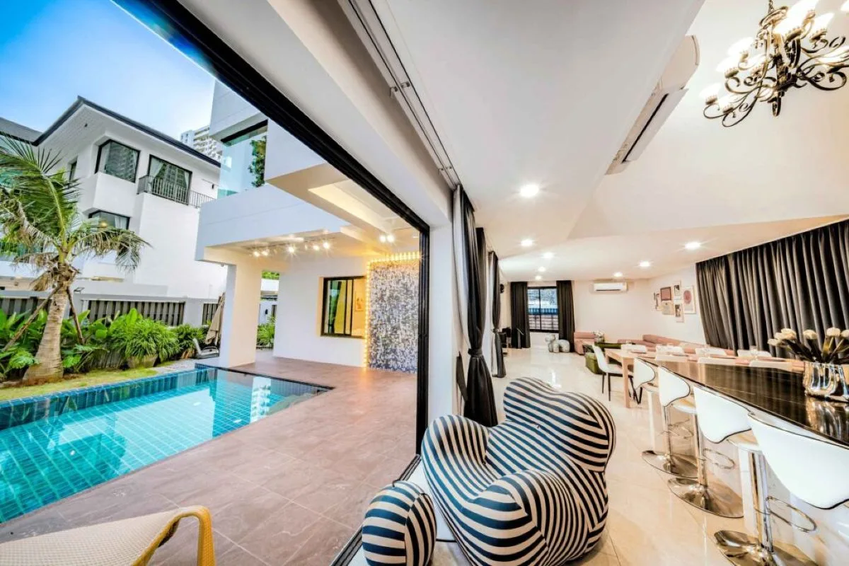 ari Luxury-Pool-Villa