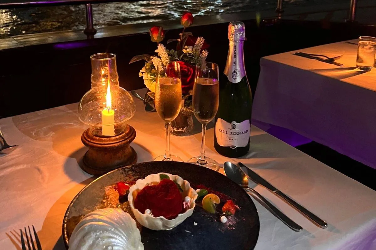 Dinner Cruise Luxury