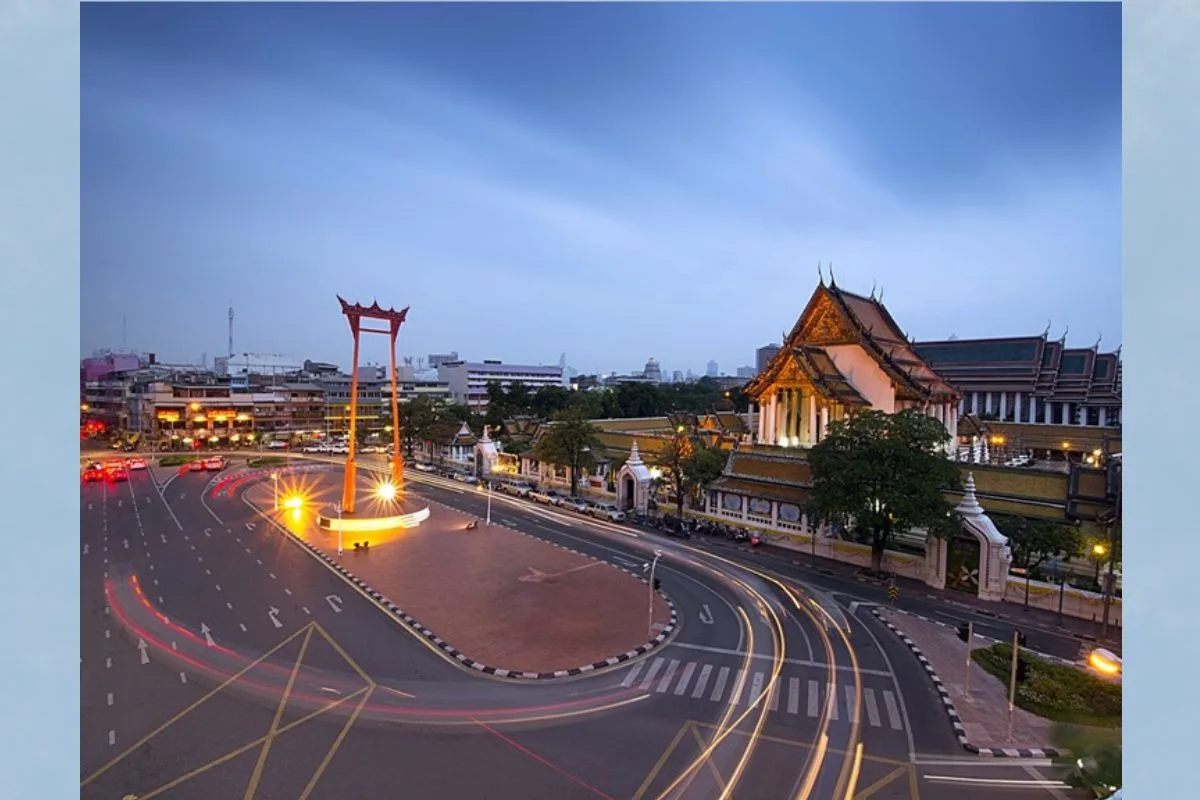 วัดสุทัศนเทพวราราม และเสาชิงช้า