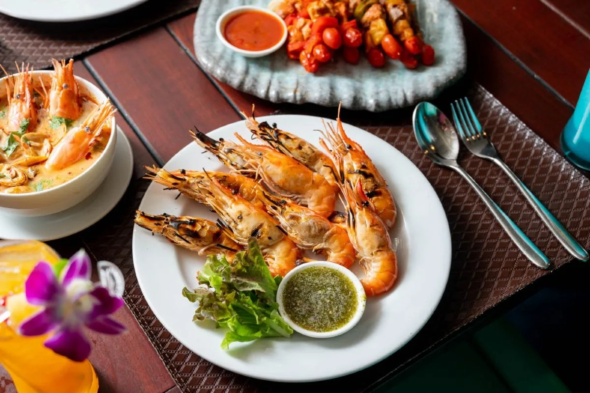 BKK Grand Pearl Ayutthaya Cruise Food