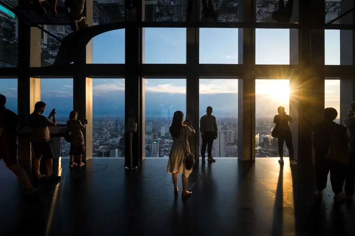 ชั้น 74  Indoor Observation Deck