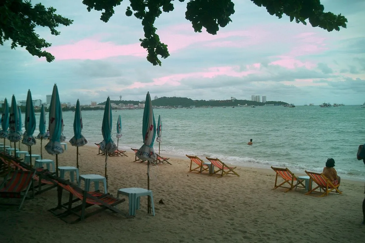 ชายหาดบางแสน