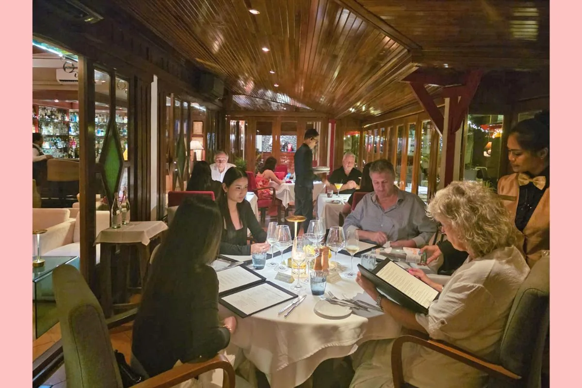 Caf&eacute; des Amis