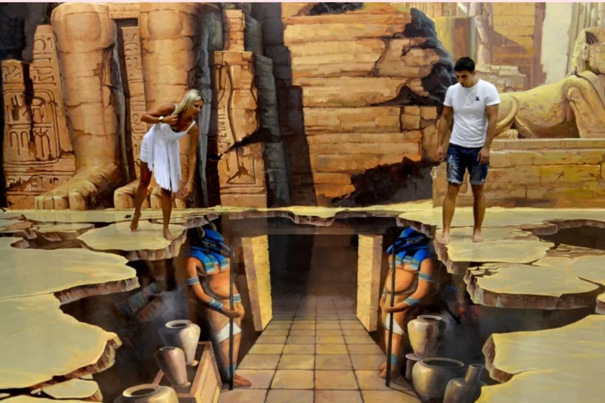 Art in Paradise