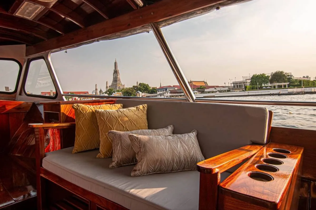 เรือ riva
